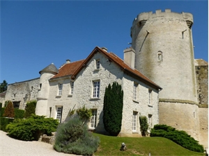 maison à la vente -   02200  SOISSONS, surface 820 m2 vente maison - UBI451437314